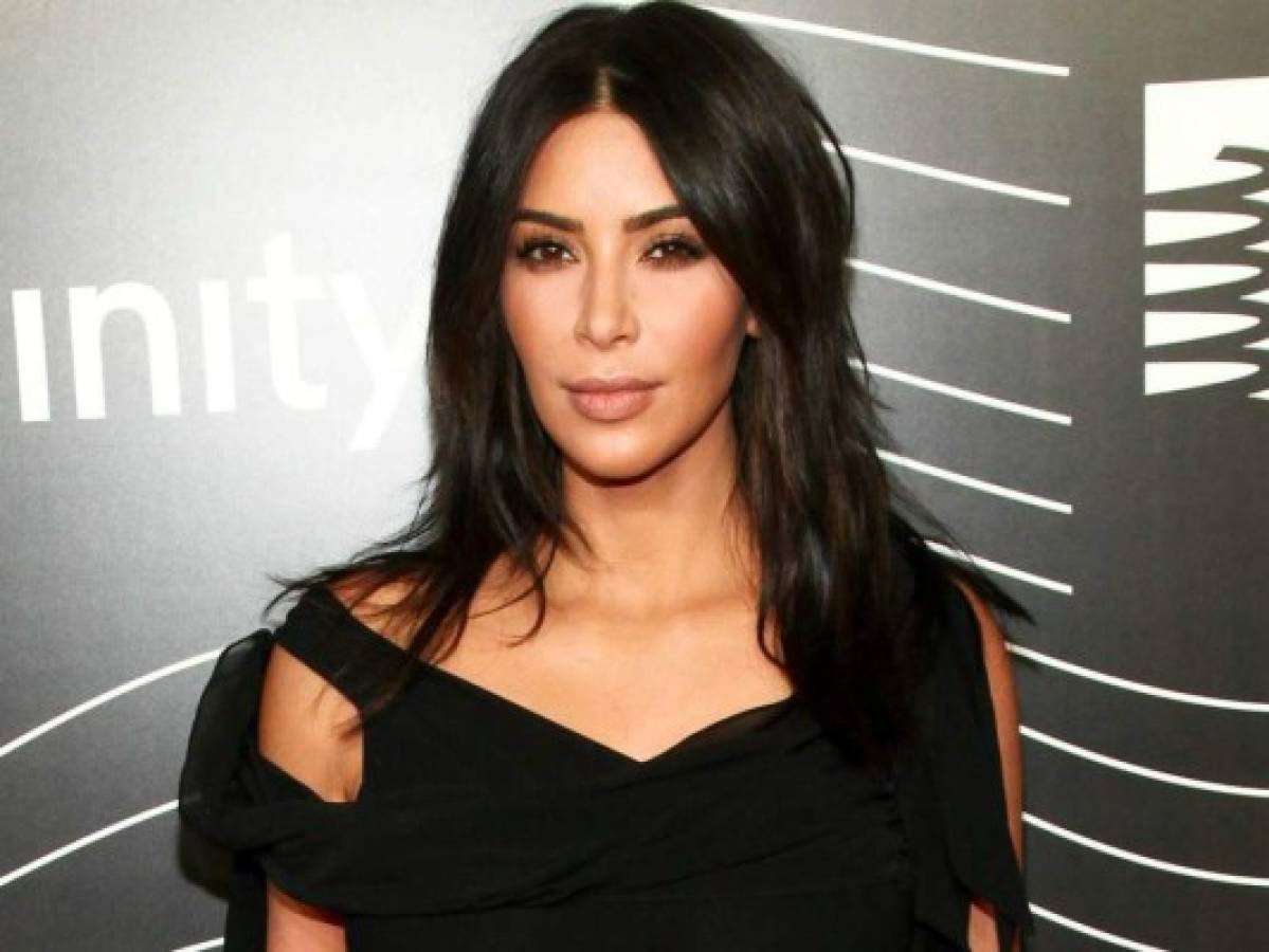 Difunden video de asaltantes de Kim Kardashian
