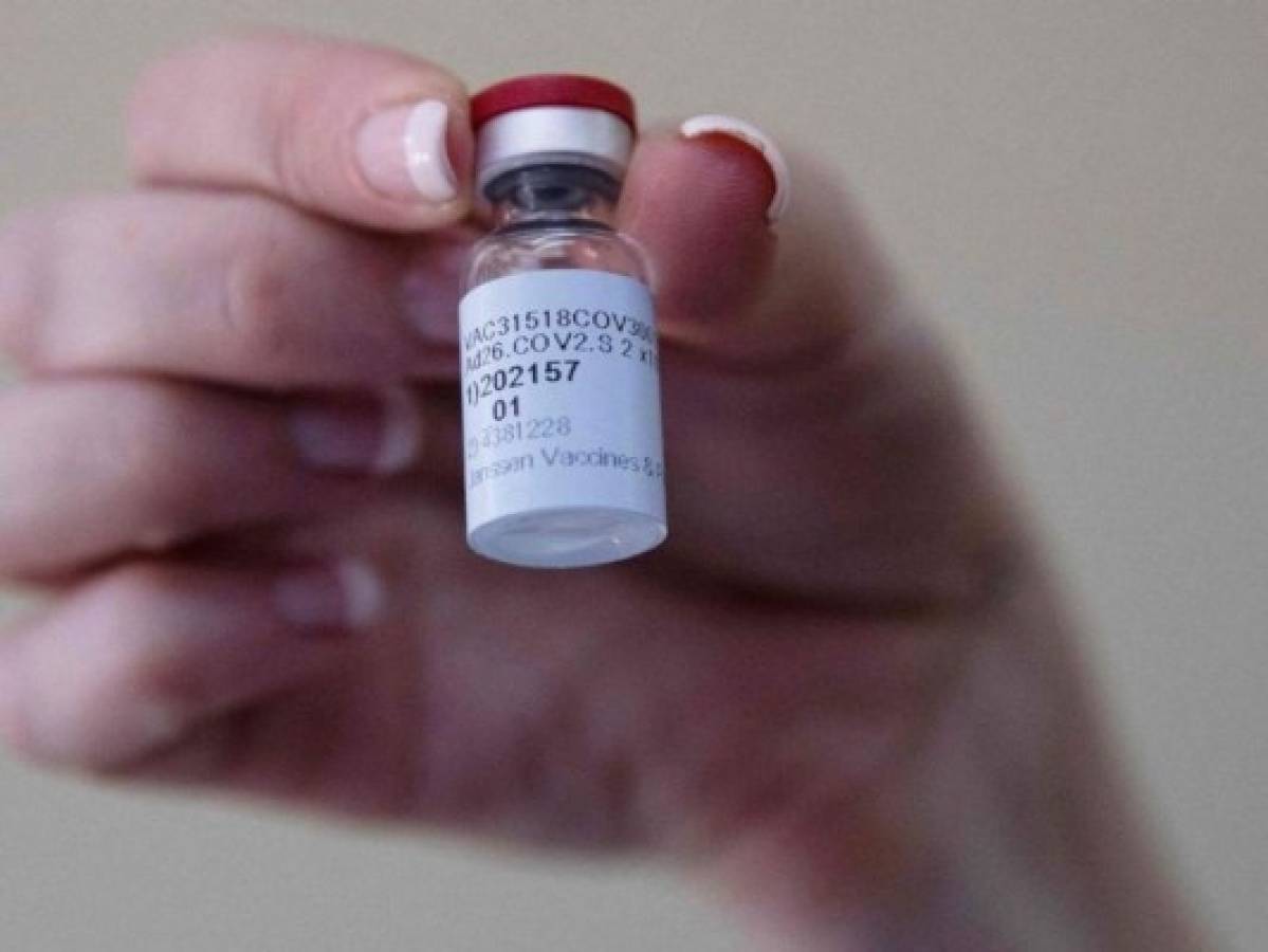 Sector privado buscará comprar vacunas anticovid-19 de Johnson y Johnson