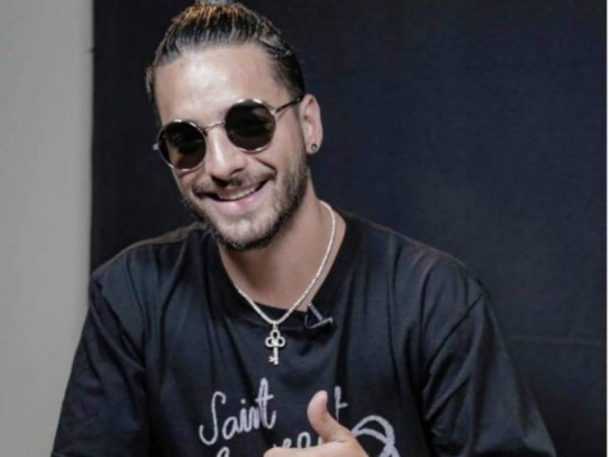 Maluma encanta con sensual baile de salsa