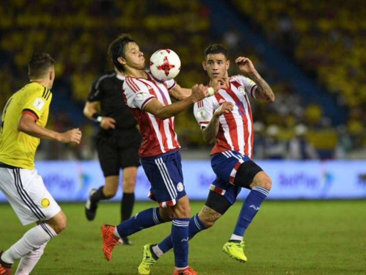 Colombia pierde in extremis con Paraguay 2-1 y arriesga clasificación a Rusia 2018