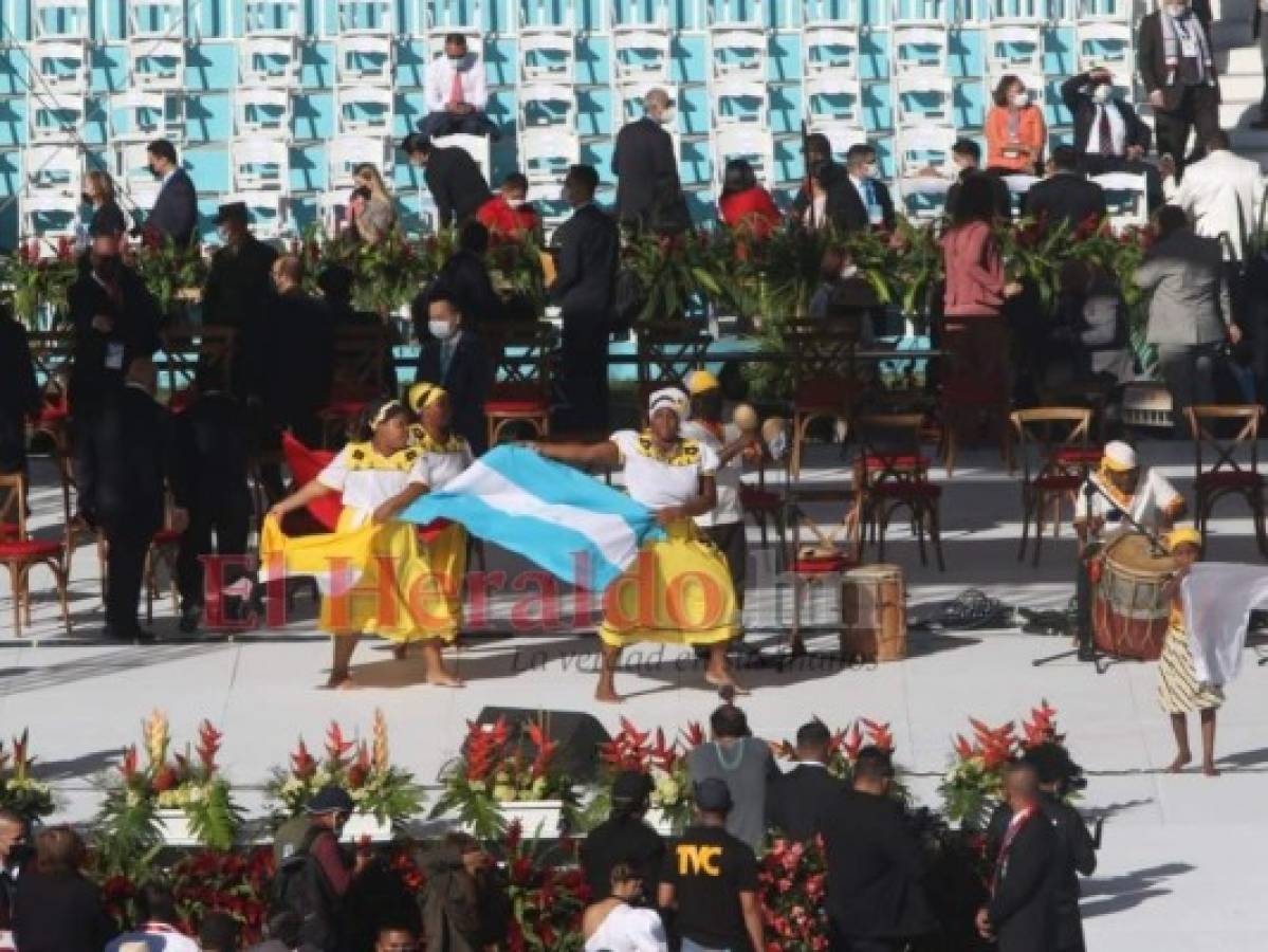 Presentaciones artísticas amenizan el Nacional durante la toma de posesión de Xiomara Castro