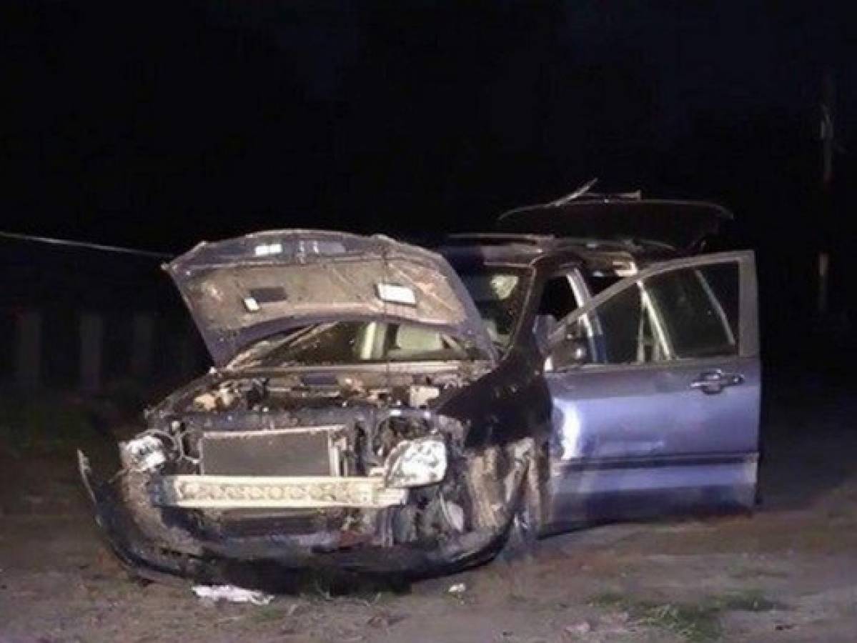 Dos muertos al volcarse minivan con inmigrantes en Nuevo México 