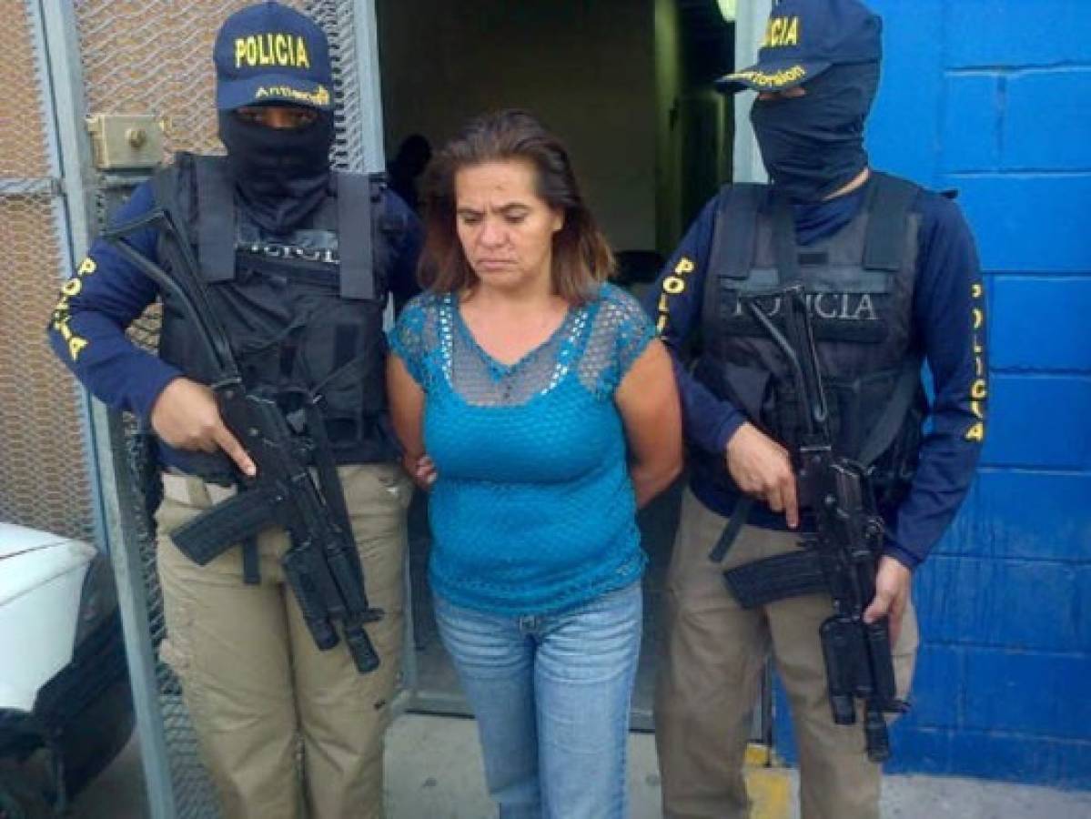 Capturan a mujer extorsionadora en colonia Miraflores