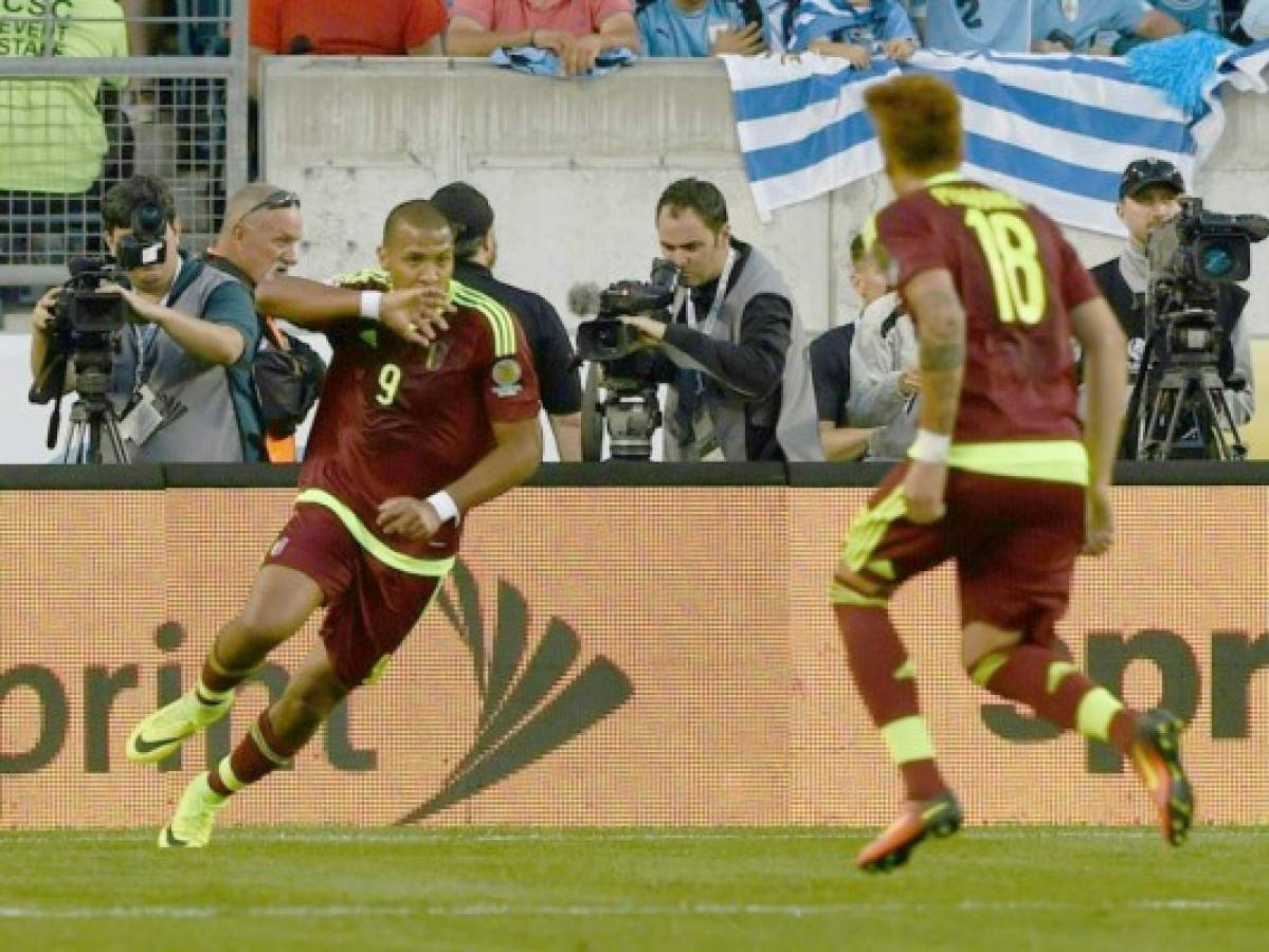 Venezuela derrota 1-0 a Uruguay y acaricia cuartos de final