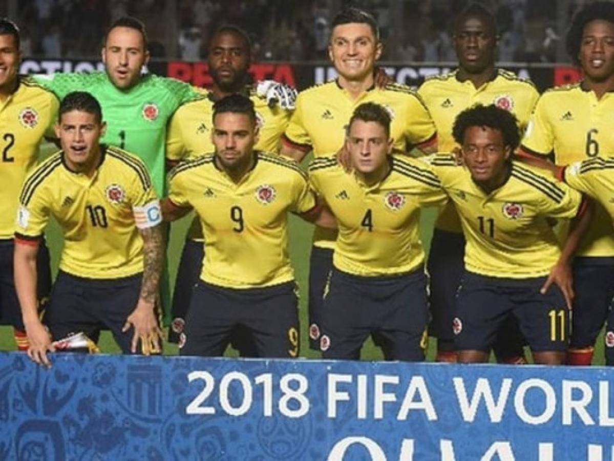 Revista genera polémica al representar a la Selección Colombia como 'El once de los narcos'