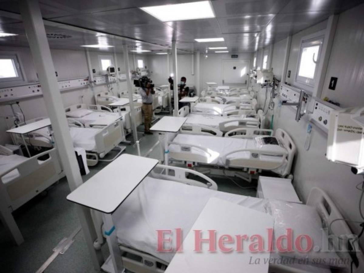 Secretaría de Salud entrega oficialmente hospital móvil a personal del Hospital Escuela