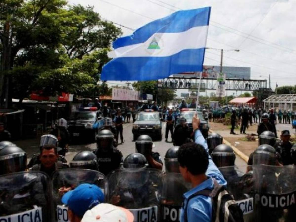Cuatro policías resultaron heridos tras retomar marchas en contra de Daniel Ortega