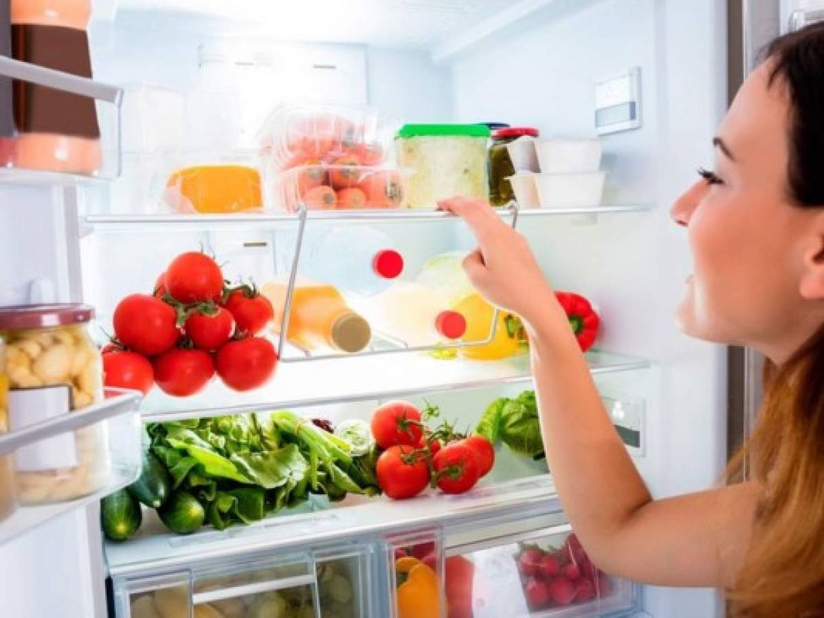 ¿Cómo mantener saludable nuestros alimentos en el refrigerador?