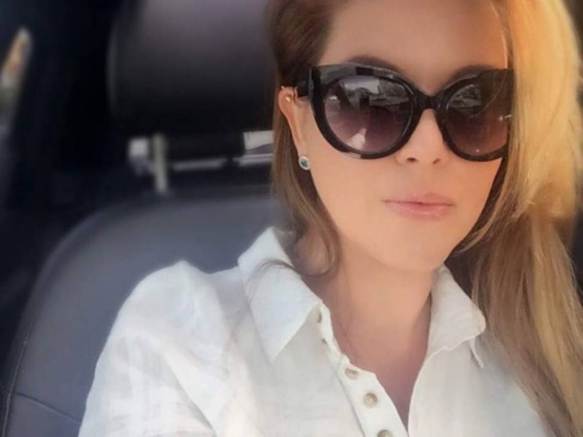 Alicia Machado se desnuda completamente en beneficio de los animales