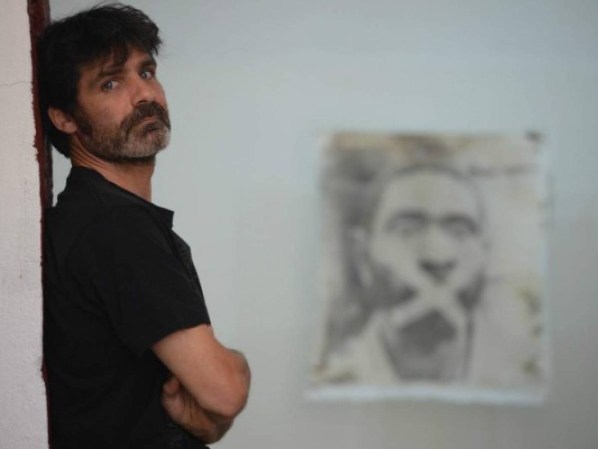 Francés Nicolás Guyot devela crueldad de la guerra en exposición en Honduras