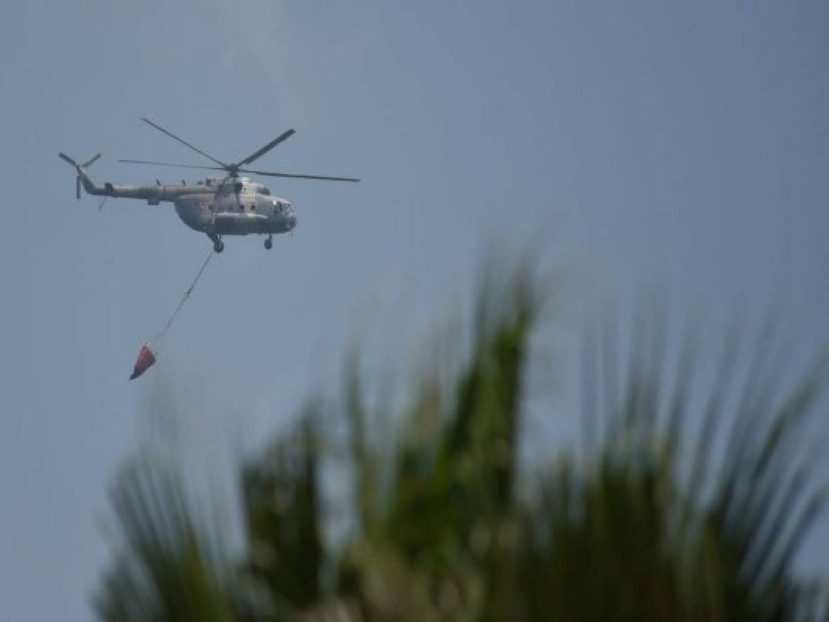 Suben a seis los muertos por desplome de helicóptero militar en México