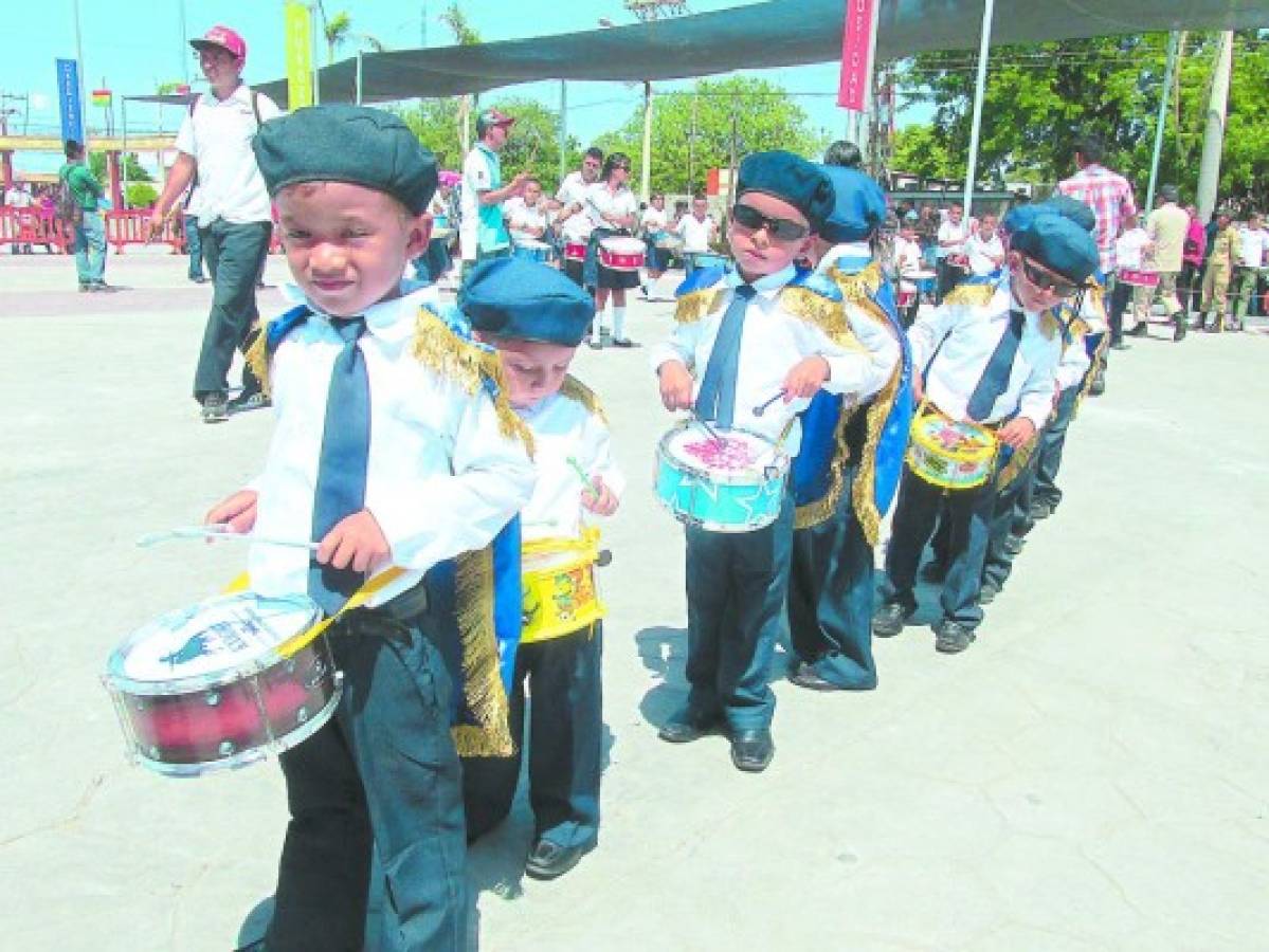 Centros de prebásica inauguraron los desfiles del 194 aniversario