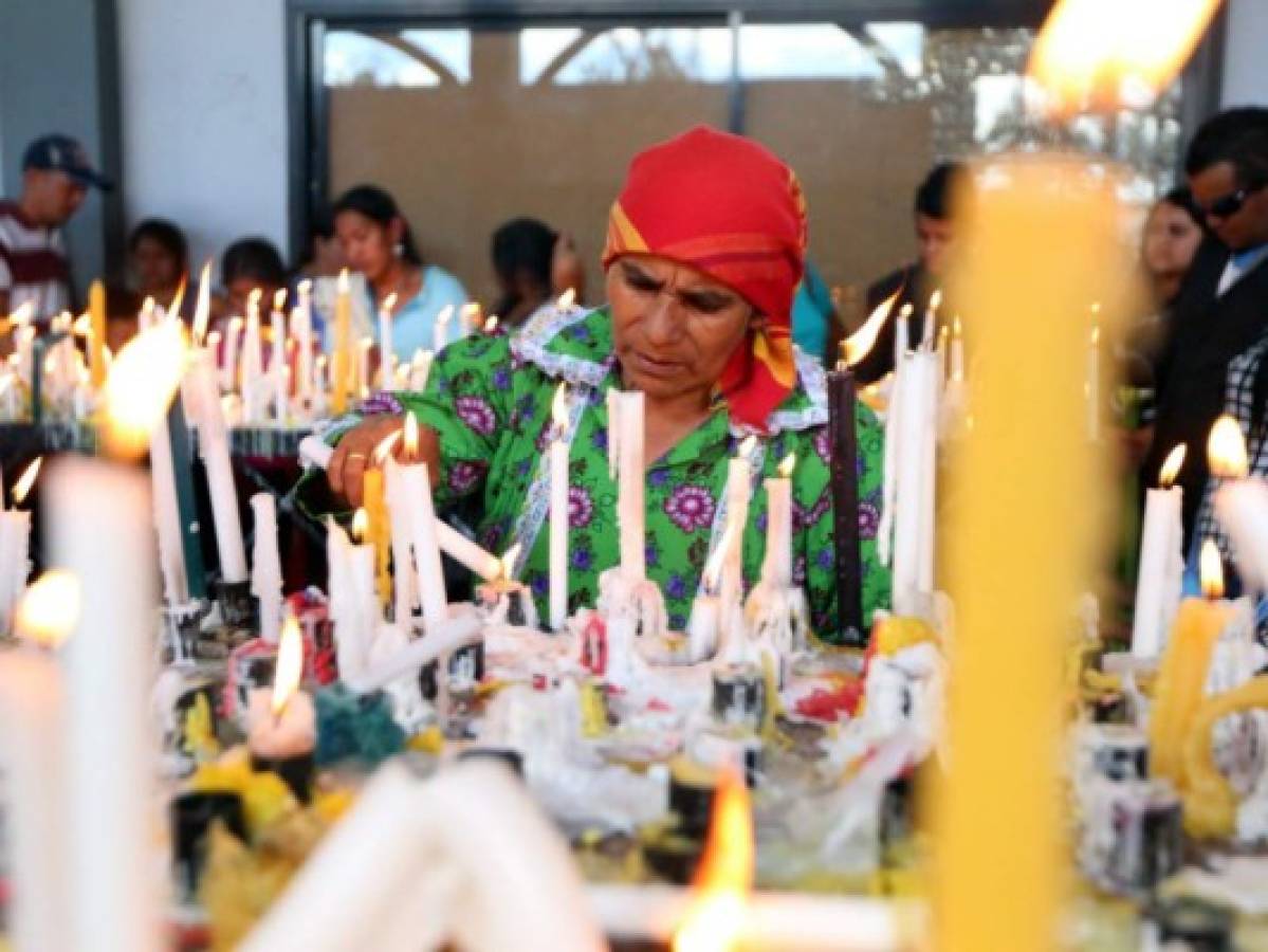 Honduras: Miles de peregrinos visitan a la Morenita en su cumpleaños