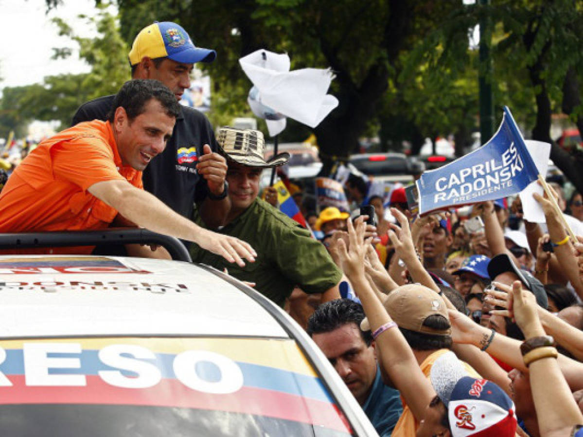 Henrique Capriles y Hugo Chávez en la recta final de campaña electoral