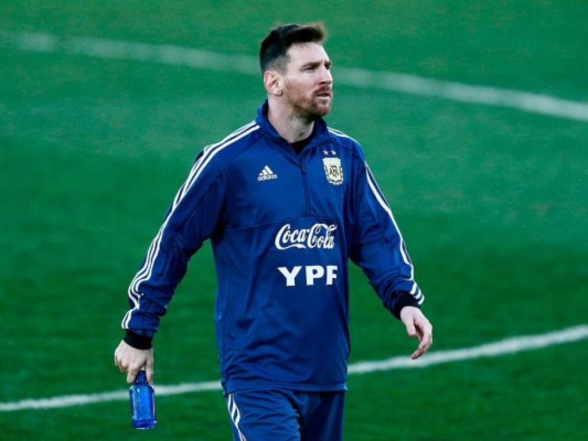 Tener a Lionel Messi en la selección de Argentina 'es un honor', dice Juan Musso