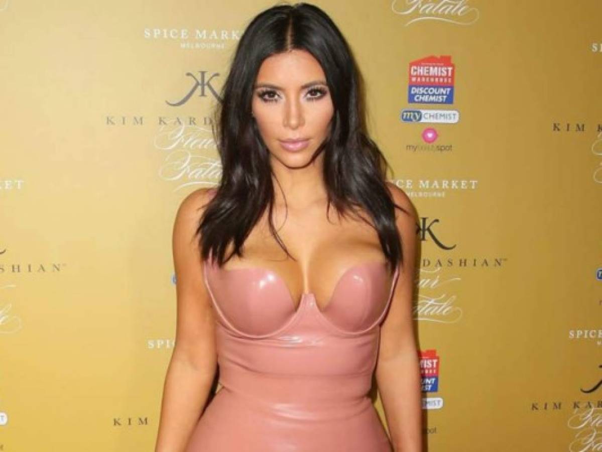 Un ex de Kim Kardashian publicó fotografías de ella y Kanye West