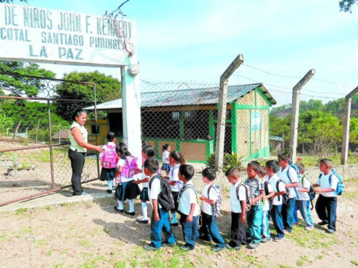 Solo 5 de cada 10 personas tienen acceso a la educación en la zona rural de Honduras