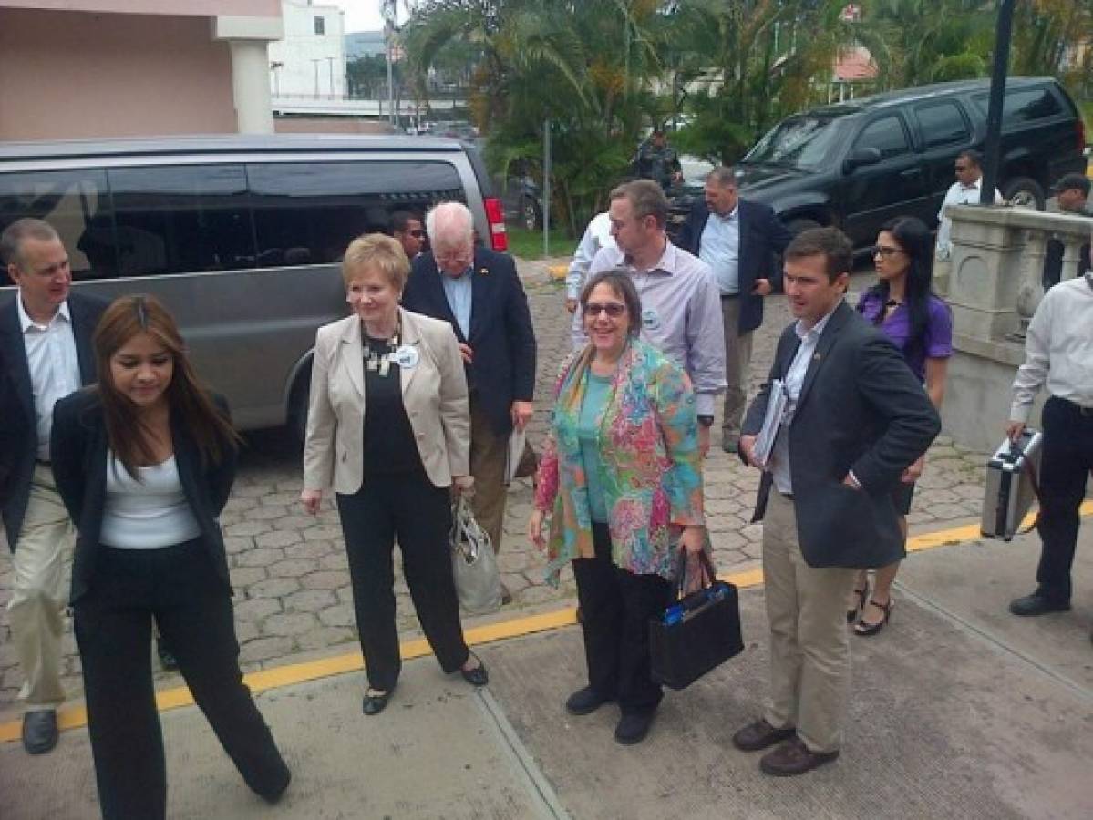Llegan congresistas de EE UU a Honduras