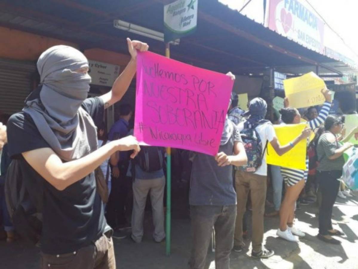 Enfrentamientos en protestas por reforma de pensiones en Nicaragua