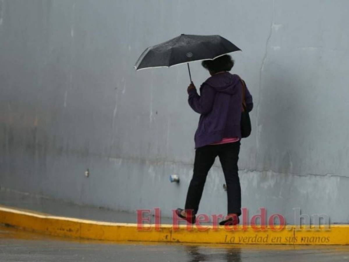 Pronostican lluvias durante toda la semana en la capital