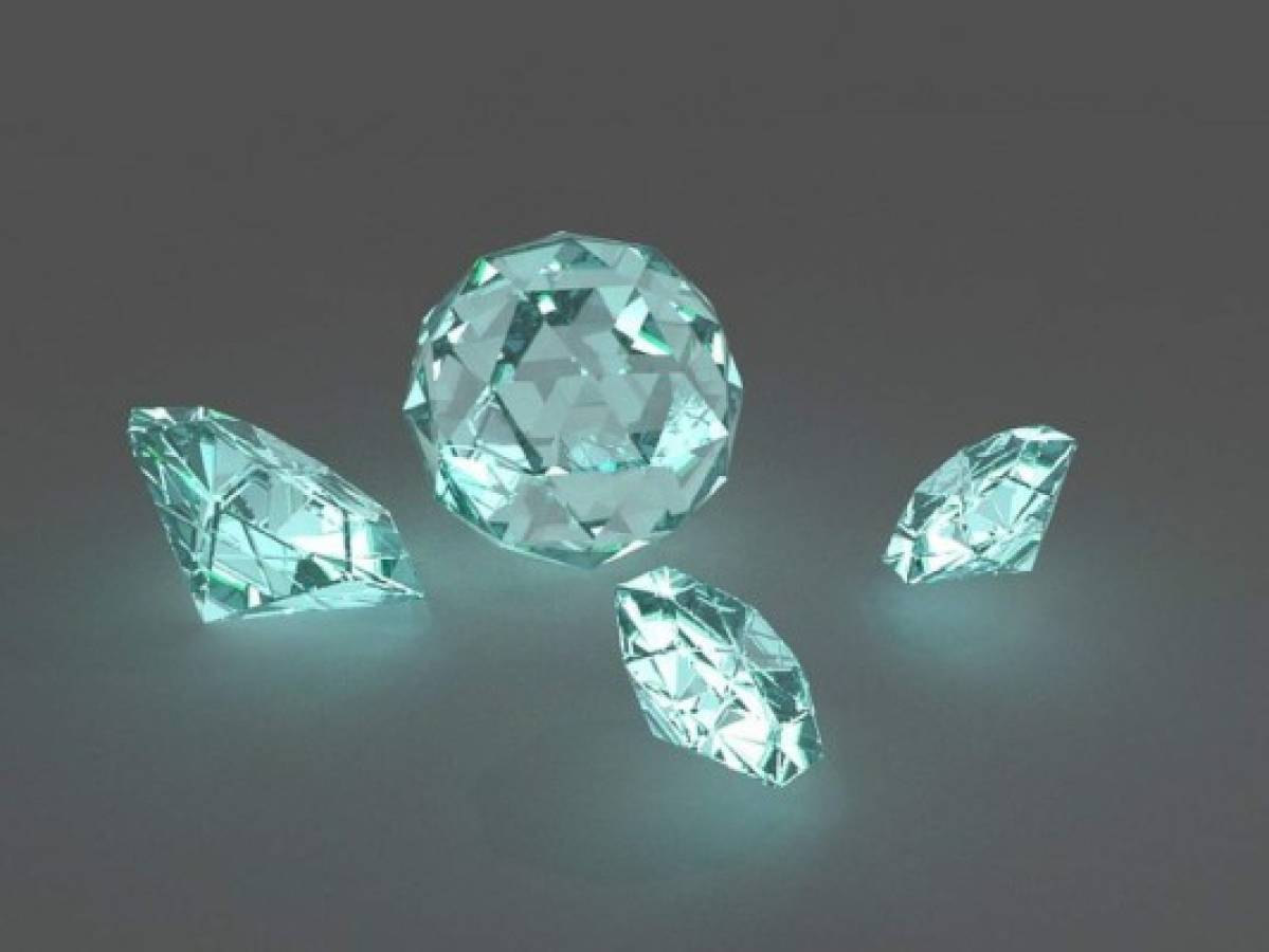 Increíble: Diamantes creados en un microondas