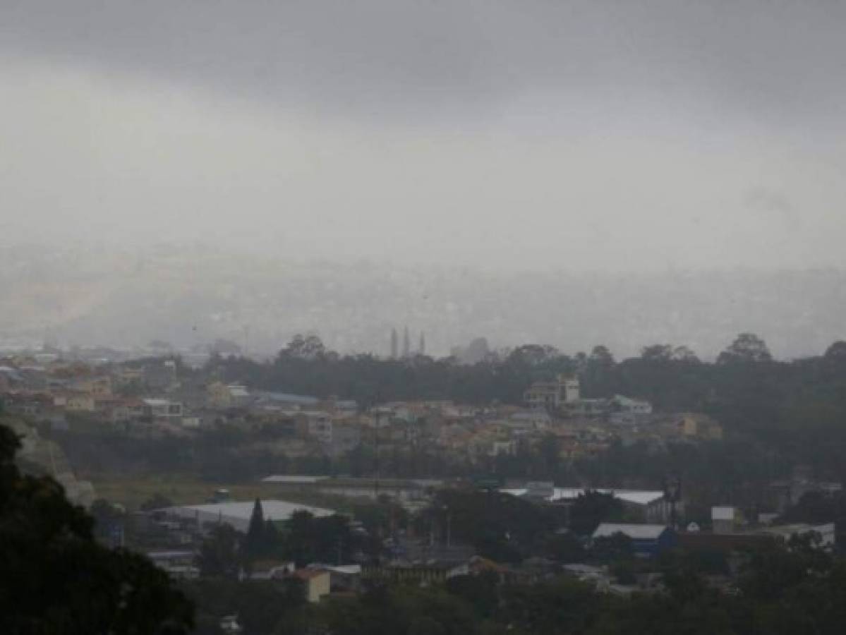 Pronostican lluvias con acitividad eléctrica para este jueves en Honduras