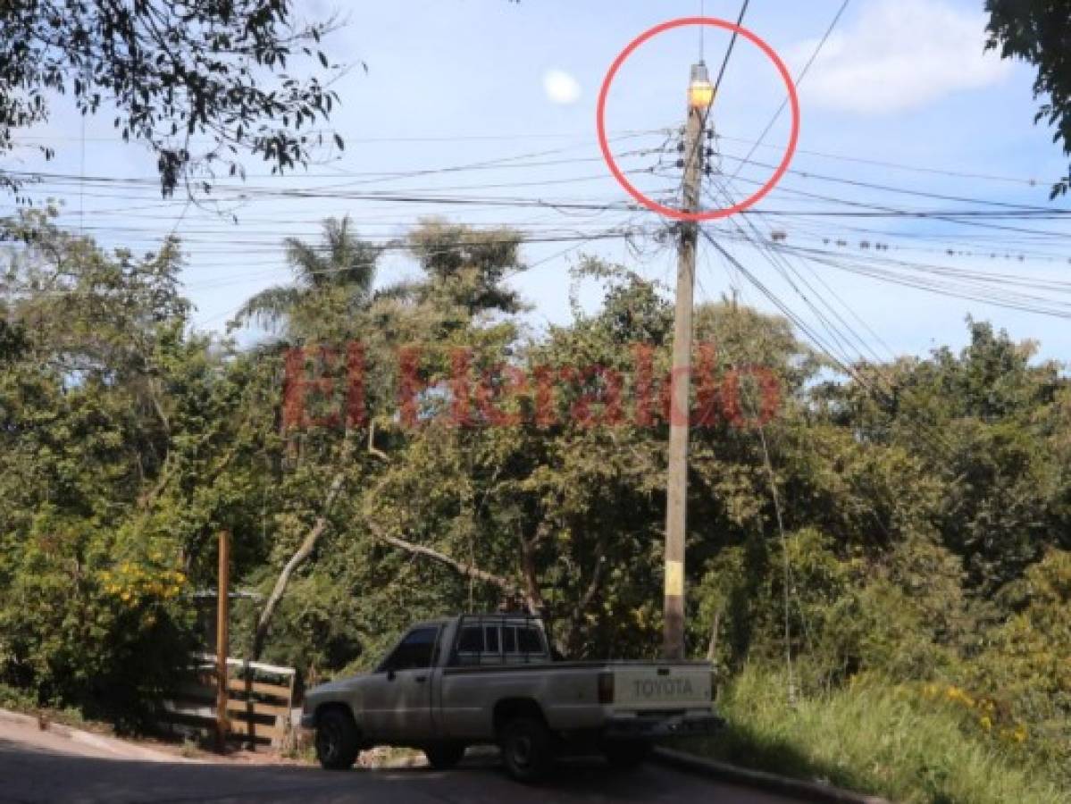 Despilfarro de energía eléctrica en la aldea de Suyapa de Tegucigalpa