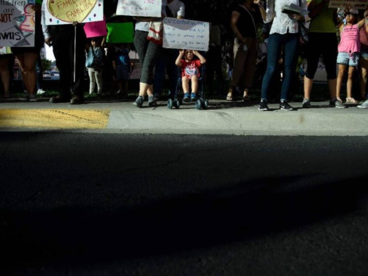 Congreso de Estados Unidos posterga para la próxima semana votación de reforma migratoria