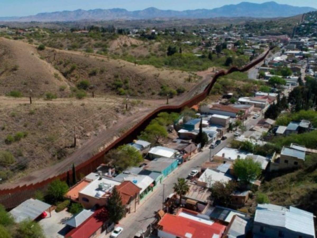 Encuentran cadáver de una niña en la frontera de Estados Unidos con México