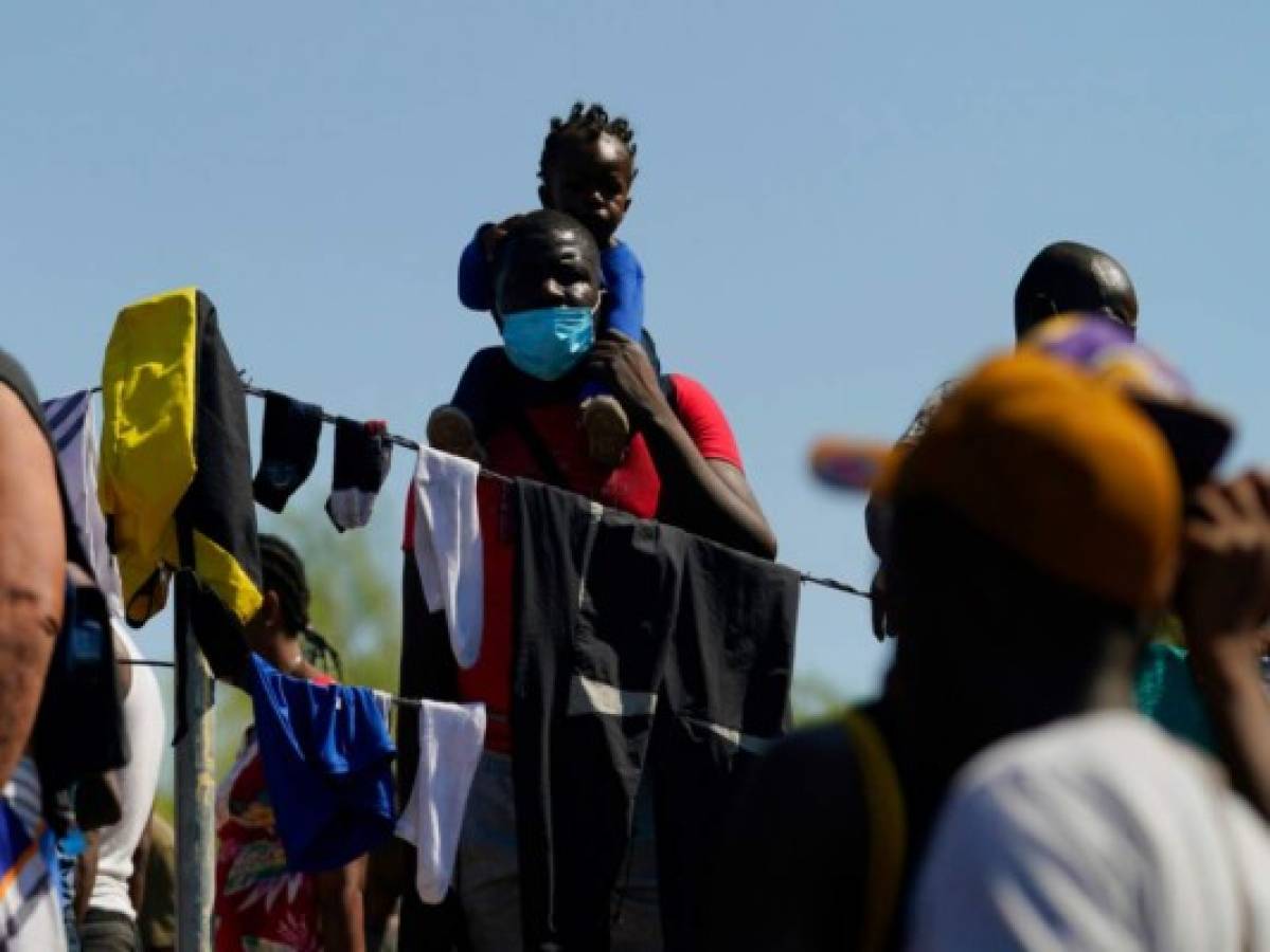 Funcionario: EEUU deportará cantidades masivas de haitianos