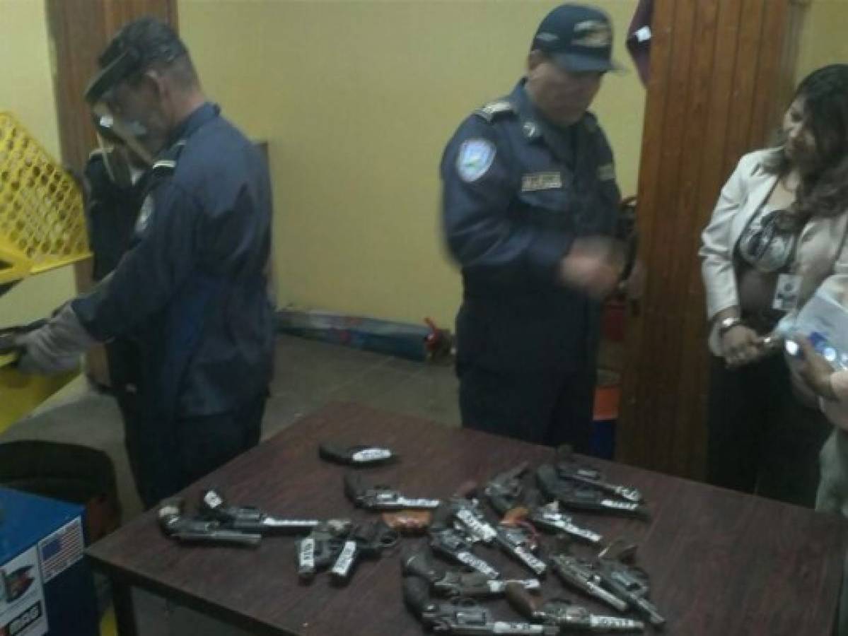 Policía destruye más de 3 mil armas de fuego