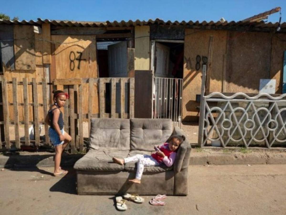 Miles de familias son desalojadas en Brasil durante pandemia de coronavirus