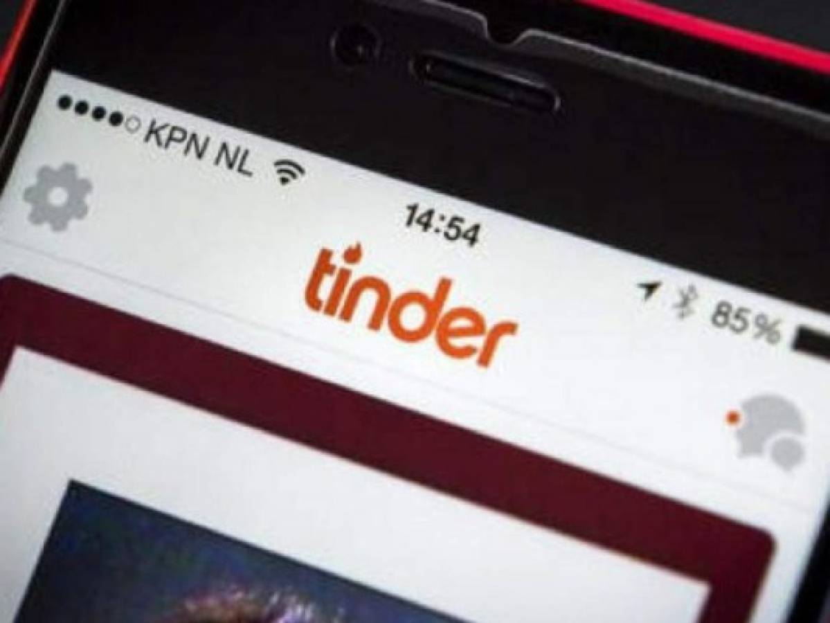 Estudio revela que usar Tinder no garantiza tener más sexo
