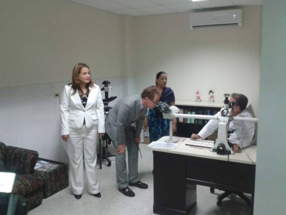Honduras: EEUU dona $780,000 para equipo y capacitación de Medicina Forense
