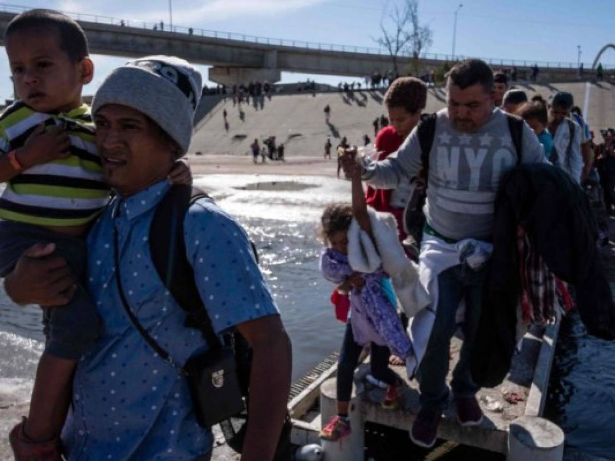En 70% incrementó la detención de familias hondureñas en frontera de Estados Unidos en octubre