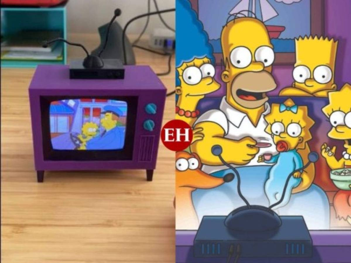 Crean réplica miniatura del televisor de Los Simpson