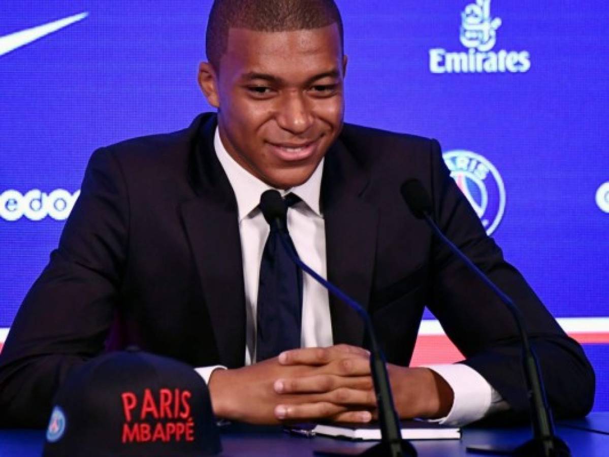 'Era importante para mí regresar a París', dice Kylian Mbappé en su presentación