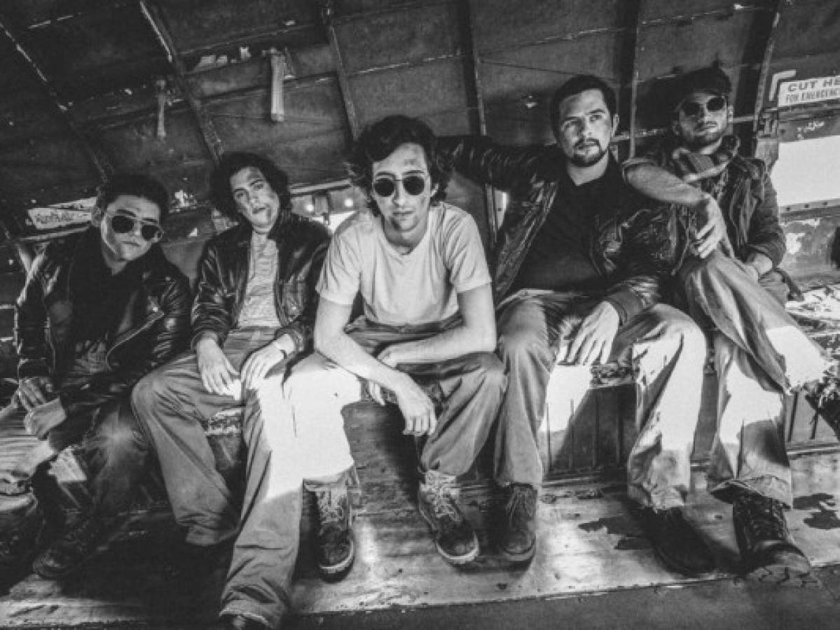 'Troublemaker', la nueva propuesta musical de la banda hondureña RedRockets