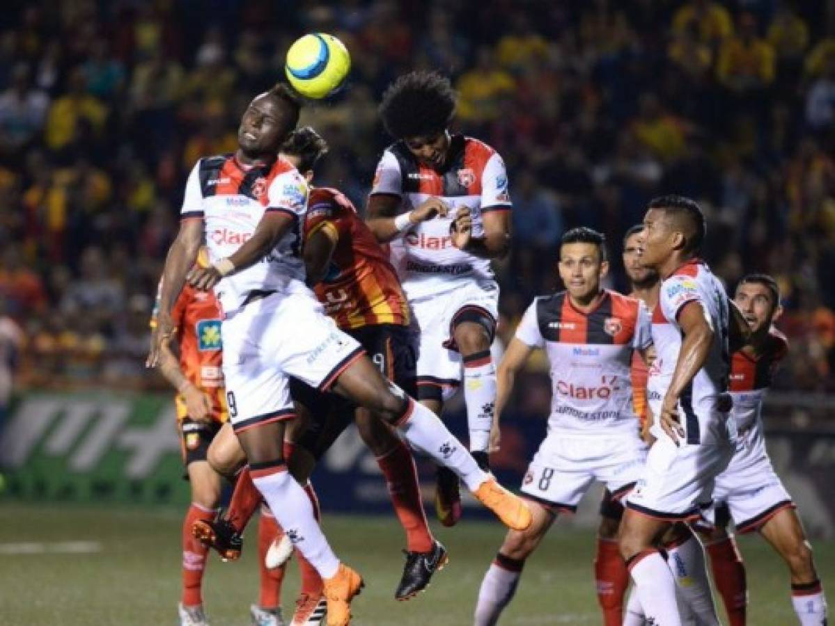 Alajuelense con Alex Lópex y Luis Garrido vencen a Herediano y lideran liguilla en Costa Rica