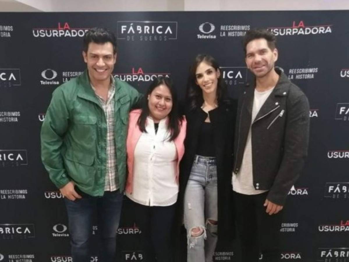 Elenco de la nueva telenovela; Sandra Echeverría, Andrés Palacios y Arap Bethke. Foto: Twitter.