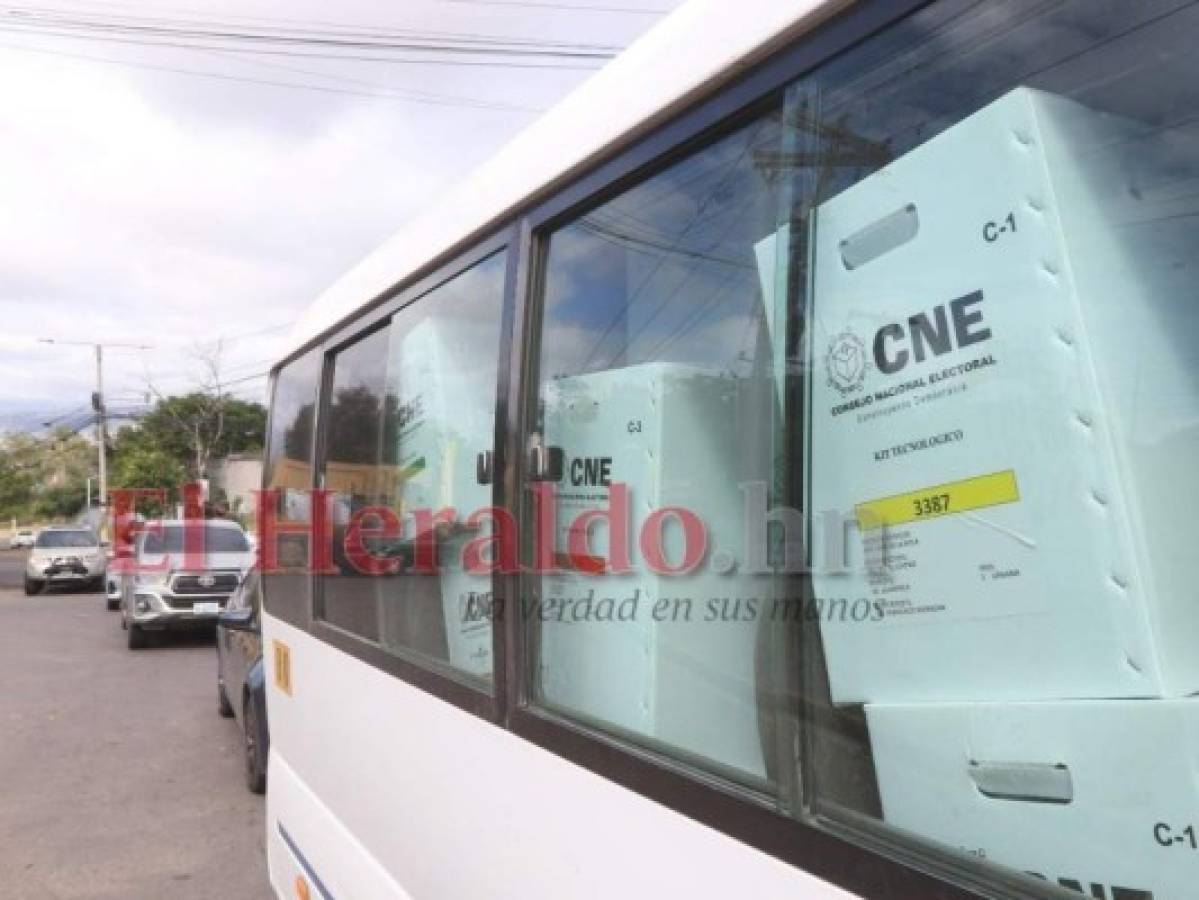 EN FOTOS: Maletas electorales retornan al Centro Logístico Electoral para escrutinio