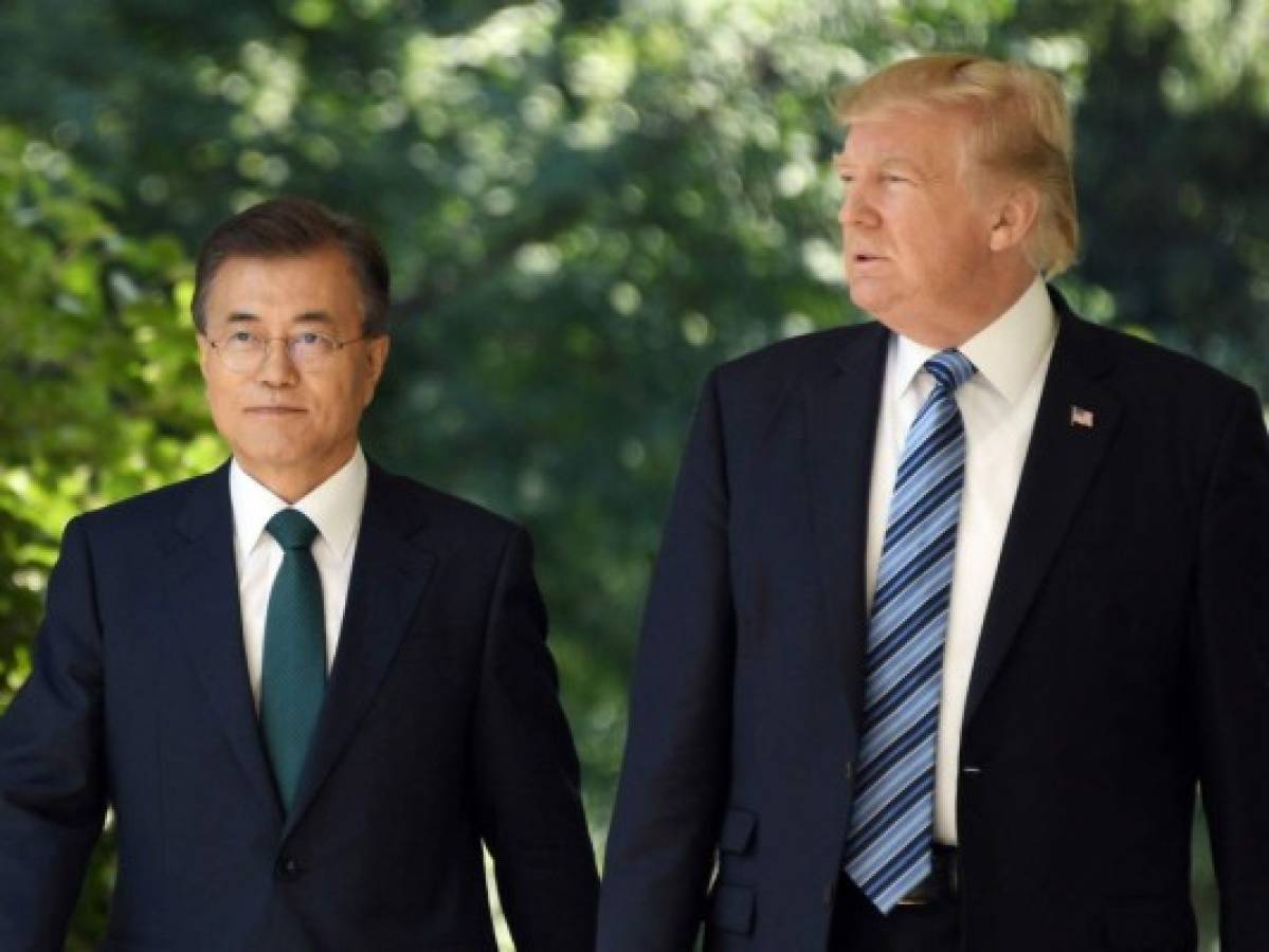 Las cosas 'van muy bien', dice Trump tras hablar con el presidente de Corea del Sur