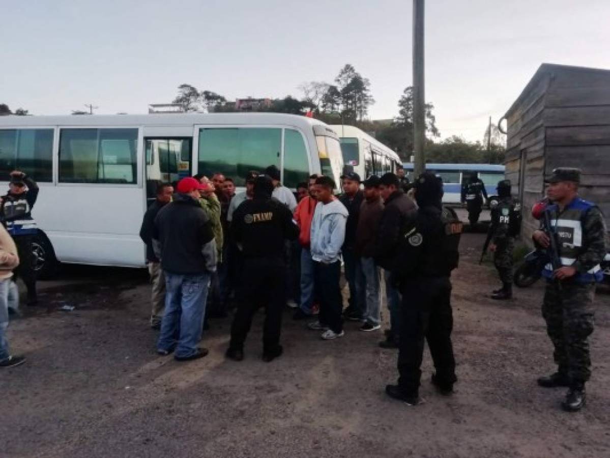 Cobradores quedarán fuera del transporte para sanear el rubro en la capital de Honduras