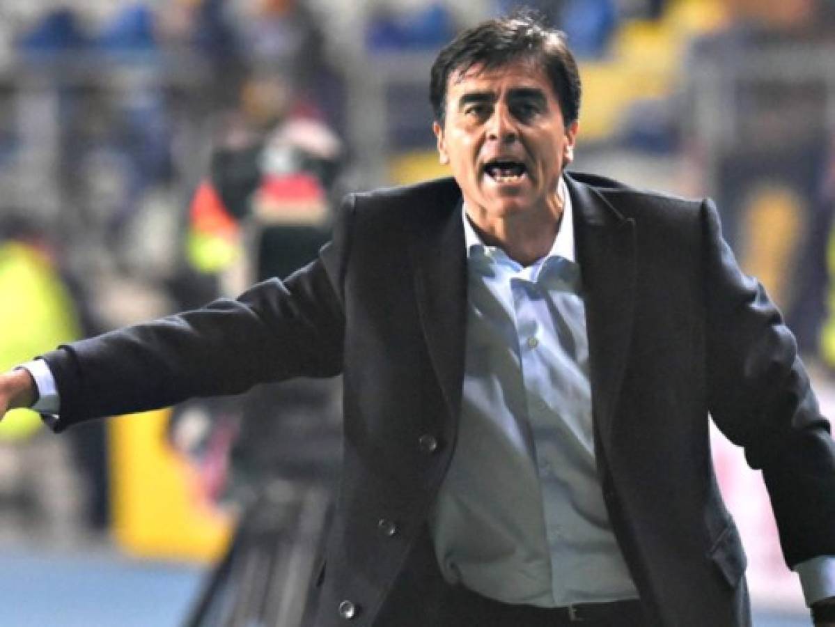 Ecuador despide al técnico de la selección Gustavo Quinteros