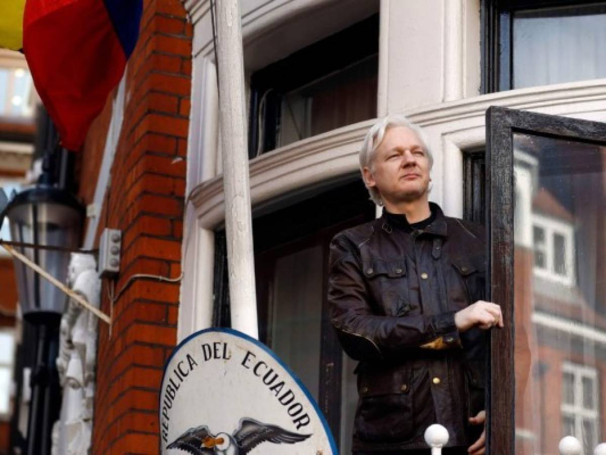 Julian Assange pasará 50 semanas en prisión por violar libertad condicional