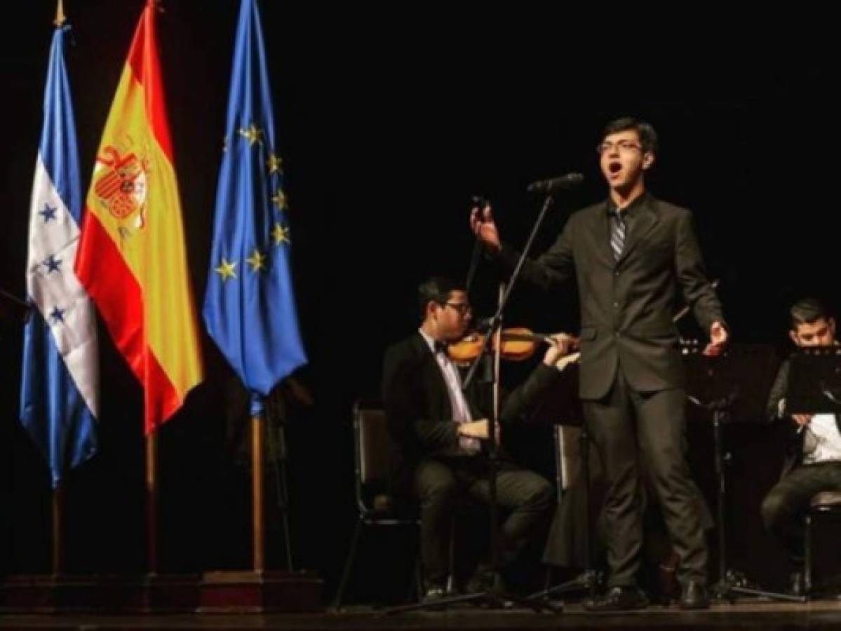 ¡Derroche de talento! Los conciertos de Dennis Manzanares antes de 'Got Talent España'