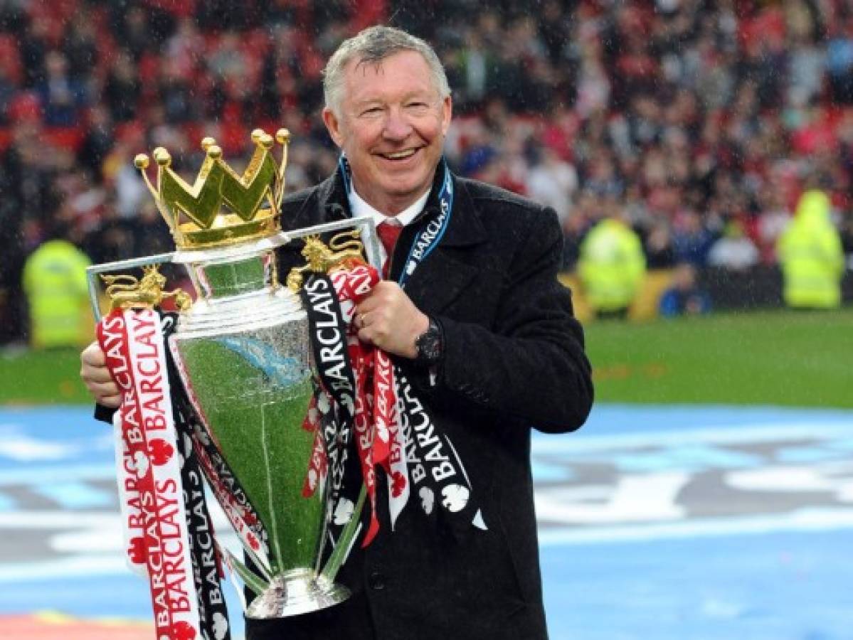 El mundo del fútbol multiplica los mensajes de apoyo a Alex Ferguson