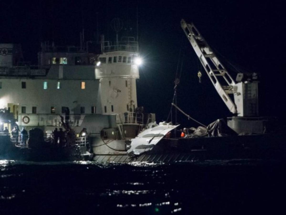 Aparece segunda caja negra de avión ruso estrellado en Mar Negro
