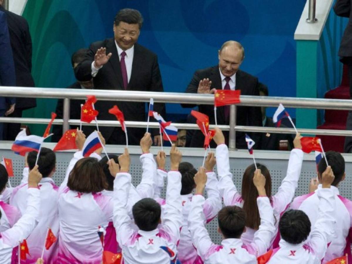 Vladimir Putin da la 'bienvenida' a los fans y equipos del Mundial 2018