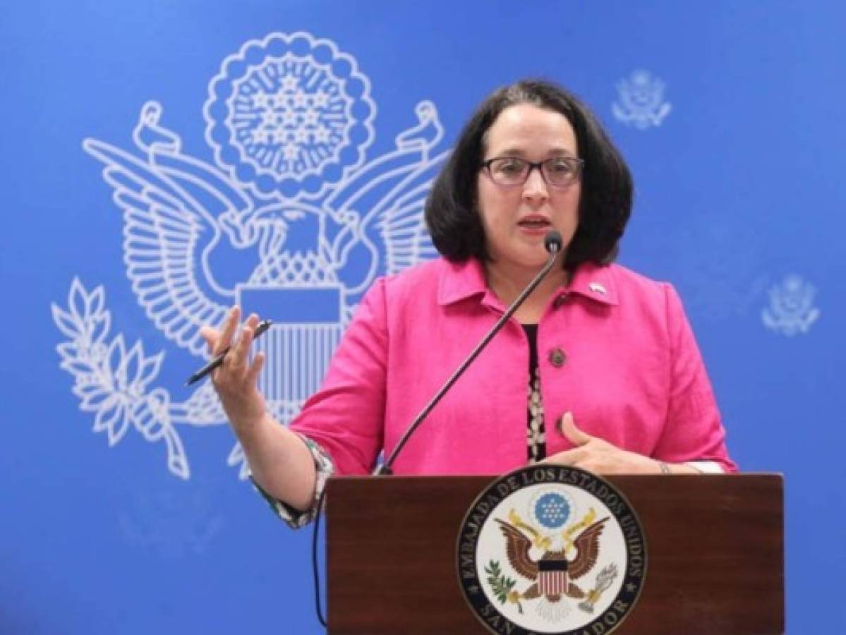Estados Unidos dice decisión de El Salvador de abrir relaciones con China no fue transparente  